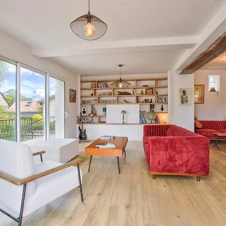 Maison De Charme A Merville-franceville-plage, 10 Pers, Proche Mer, Grande Terrasse Et Independant - Fr-1-788-27 * Merville-Franceville-Plage