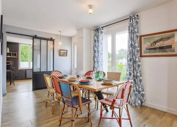 度假居 Maison De Charme A Merville-franceville-plage, 10 Pers, Proche Mer, Grande Terrasse Et Independant - Fr-1-788-27 *