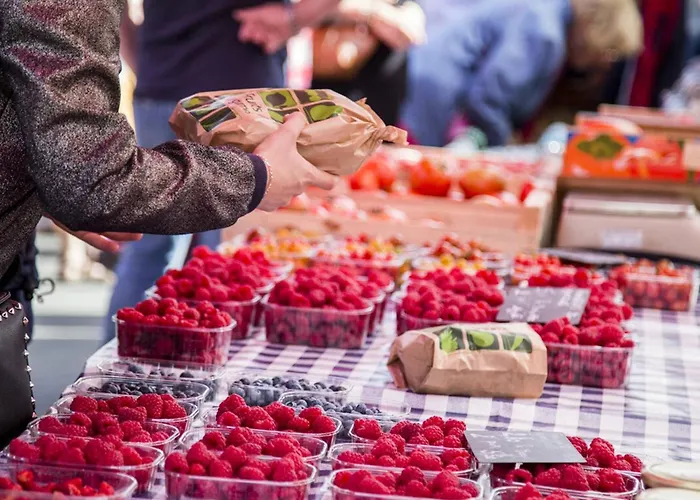 度假居 Maison De Charme A Merville-franceville-plage, 10 Pers, Proche Mer, Grande Terrasse Et Independant - Fr-1-788-27
